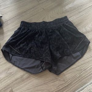 LULULEMON hotty hot shorts